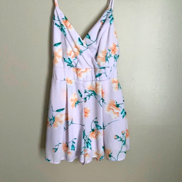 Floral Romper - Picture 1 of 6